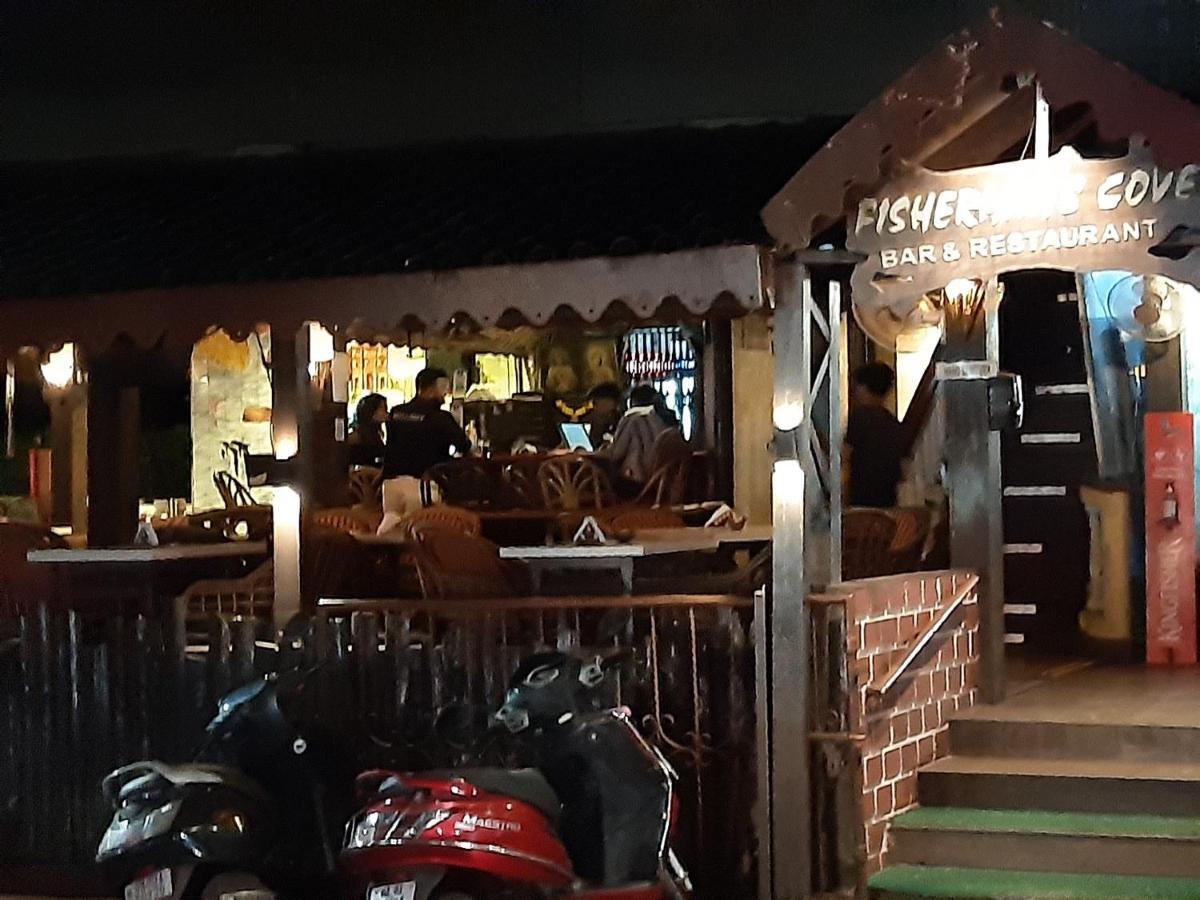 Palm Grove 1 Bhk Apartment At Candolim Beach With Free Wifi Exterior foto