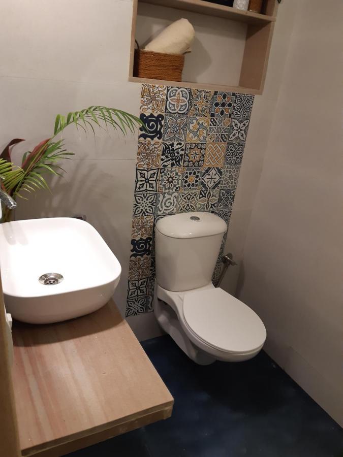 Palm Grove 1 Bhk Apartment At Candolim Beach With Free Wifi Exterior foto